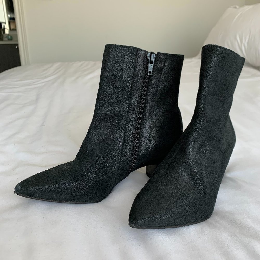 Size 35 Tanya Heath Low Boots